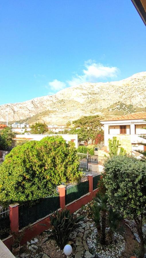 Casa Vacanze Isolotto Isola delle Femmine Exterior foto